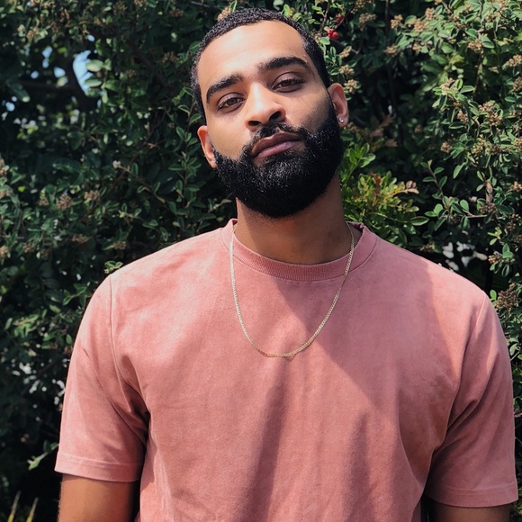 Meet your Posher, Julian - Picture 1 of 1